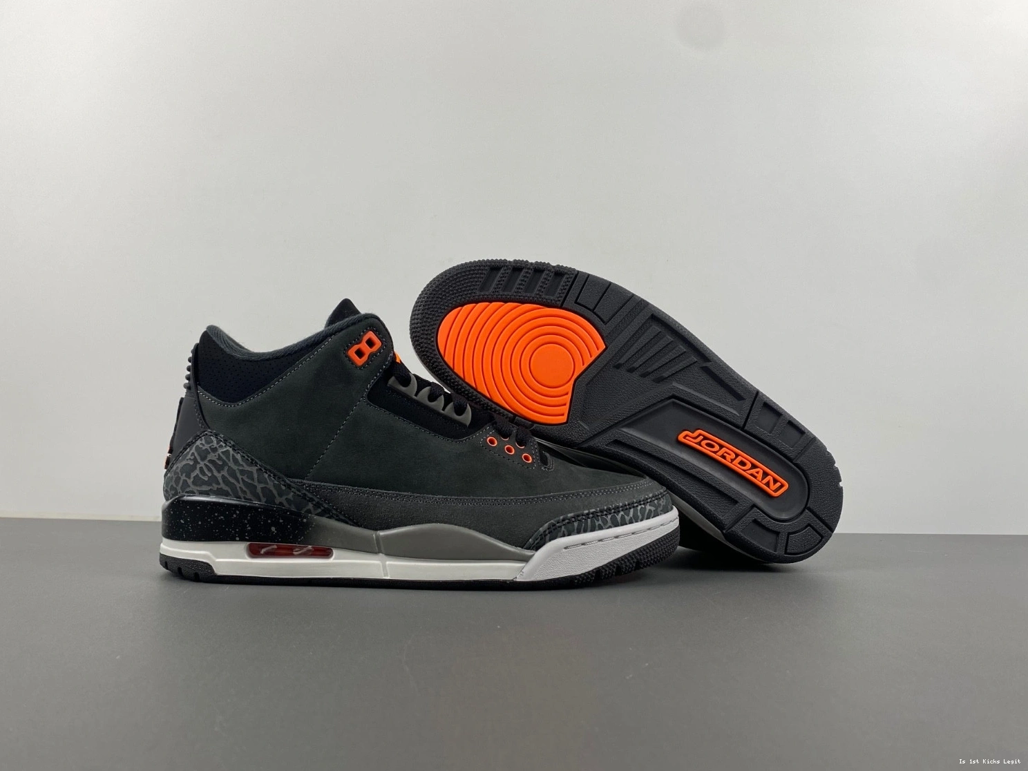 CT8532-080 “Fear”  Jordan Air 3 0422